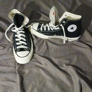 Converse Allstars retro chuck  Taylor black high tops size 8